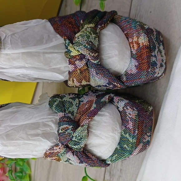 Circus By Sam Edelman Audrea Tapestry Platform NIB - Picture 9 of 14